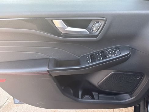 Used 2024 Ford Escape ST-Line image 12