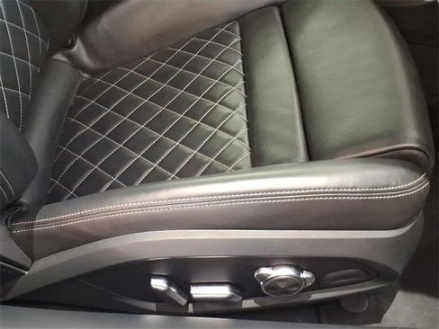 Used 2020 Audi R8 V10 performance image 15