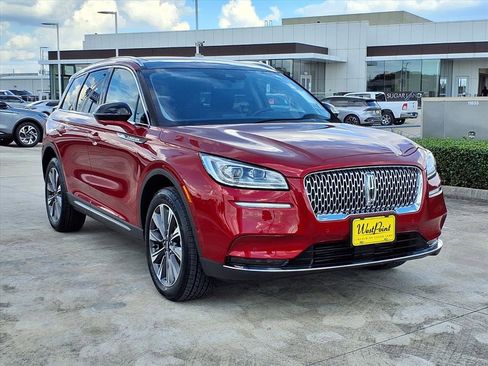 Used 2021 Lincoln Corsair Reserve w/ Equipment Group 201A image 26