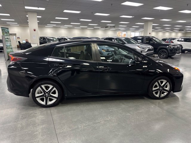 Used 2016 Toyota Prius Four Touring FWD image 8
