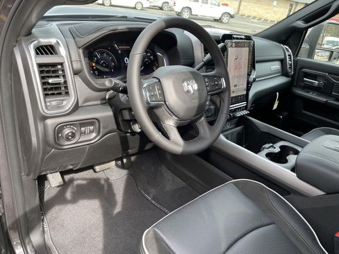 New 2026 RAM 2500 Laramie w/ Sport Appearance Package AWD/4WD image 14