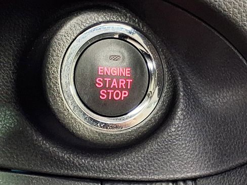 Used 2023 Subaru Forester Premium image 18