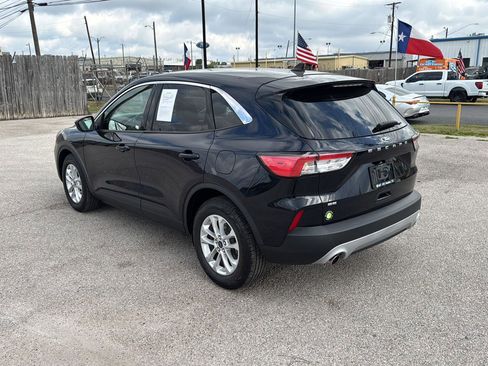 Used 2021 Ford Escape SE w/ Convenience Package image 5