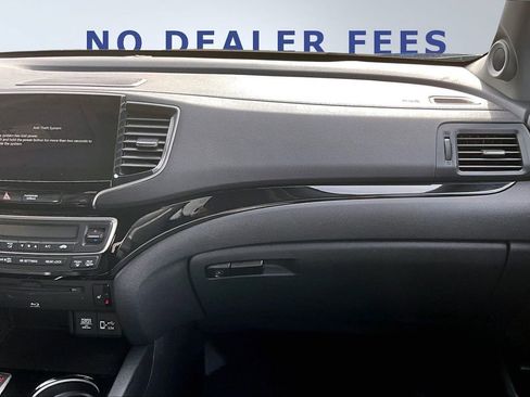 Used 2020 Honda Pilot Touring image 27