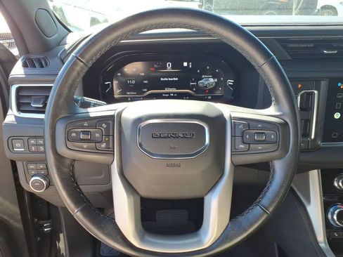 Used 2022 GMC Yukon XL Denali AWD/4WD image 20