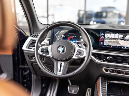 Used 2024 BMW X5 M60i w/ Climate Comfort Package image 38