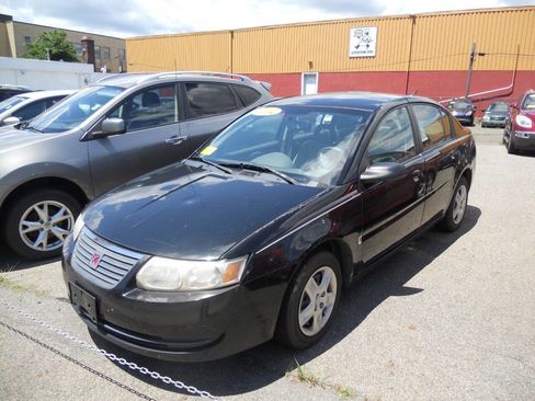Used 2006 Saturn ION Level 2 image 2