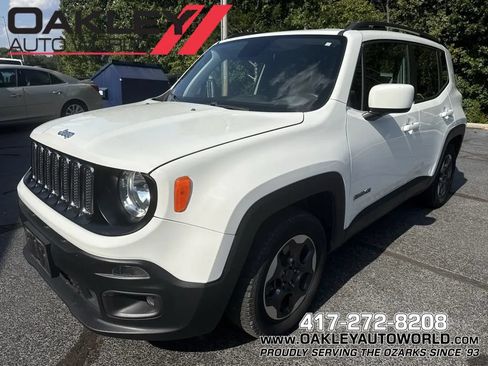 Used 2018 Jeep Renegade Latitude FWD image 1