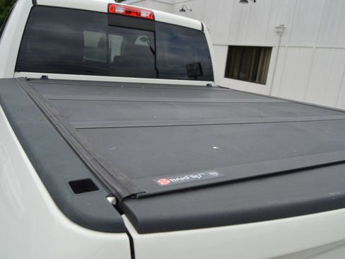 Used 2018 RAM 1500 Laramie w/ Convenience Group image 25