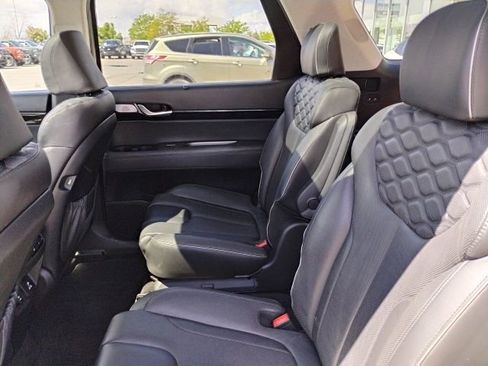 Used 2022 Hyundai Palisade Limited w/ Cargo Package image 14