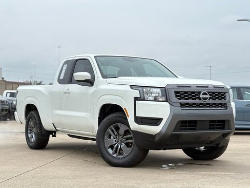 New 2026 Nissan Frontier SV image 2
