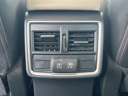 Certified 2023 Subaru Forester Limited AWD/4WD image 40