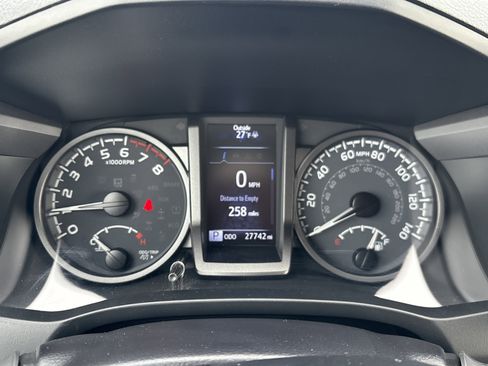 Used 2023 Toyota Tacoma TRD Sport image 20