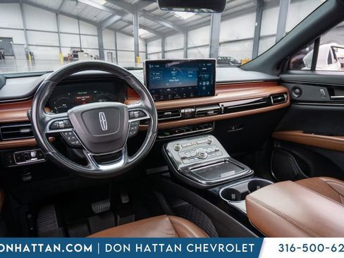 Used 2022 Lincoln Nautilus Reserve w/ Equipment Group 201A image 22