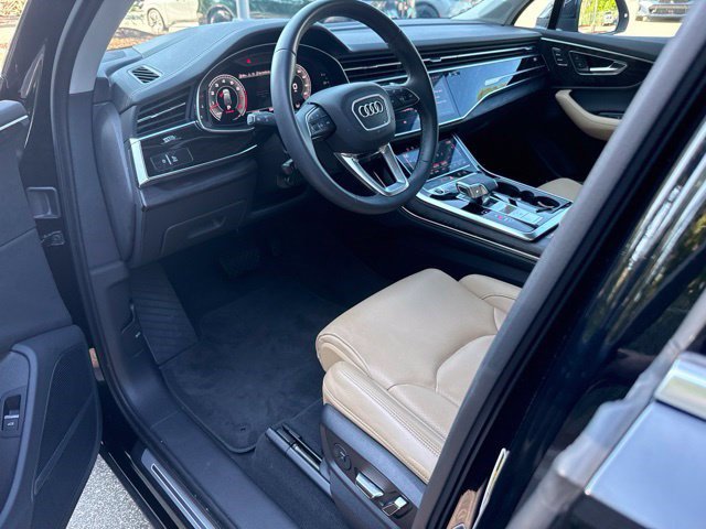 Used 2025 Audi Q7 3.0T Prestige AWD/4WD image 16