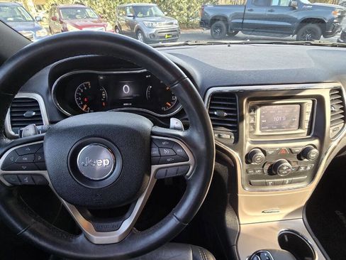 Used 2014 Jeep Grand Cherokee Laredo image 19