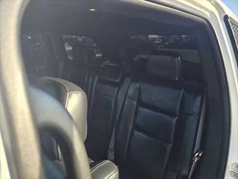 Used 2022 Jeep Grand Cherokee Limited image 19