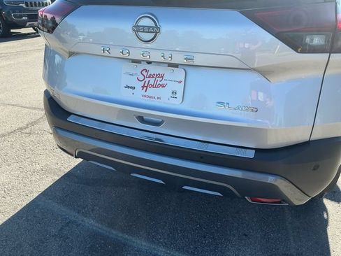 Used 2023 Nissan Rogue SL w/ SL Premium Package AWD/4WD image 16
