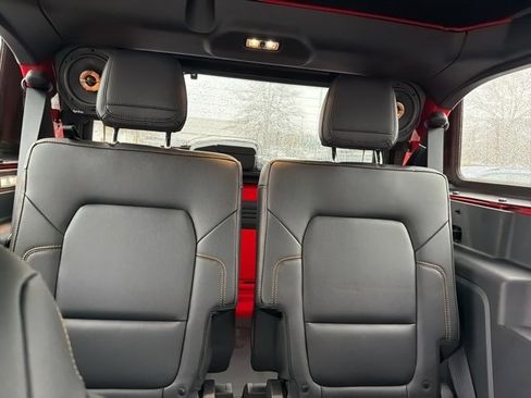 Used 2024 Ford Bronco Badlands image 25