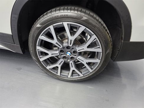 Used 2021 BMW X1 sDrive28i w/ Convenience Package image 19
