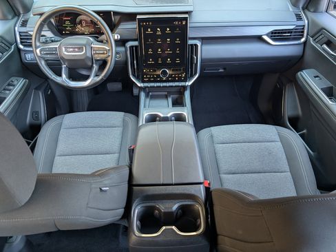 Used 2025 GMC Acadia Elevation image 23