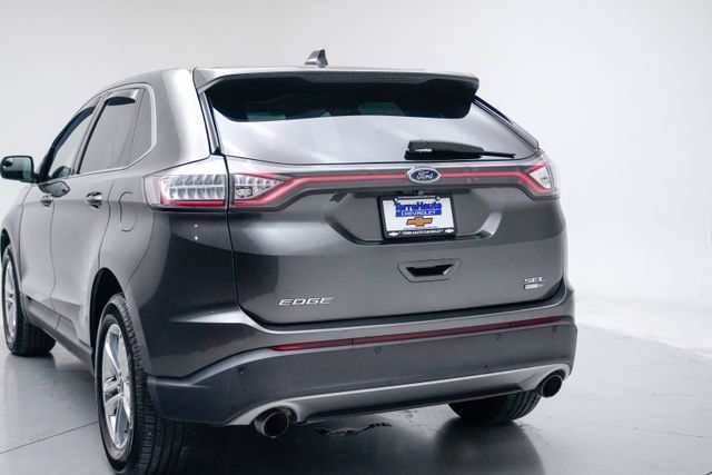 Used 2017 Ford Edge SEL w/ Equipment Group 201A AWD/4WD image 4
