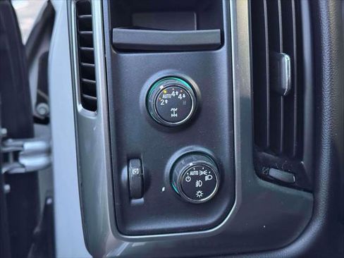 Used 2018 Chevrolet Silverado 1500 LT w/ All Star Edition image 18