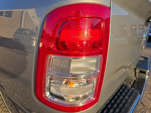 Used 2022 RAM 2500 Tradesman w/ Chrome Appearance Group image 26