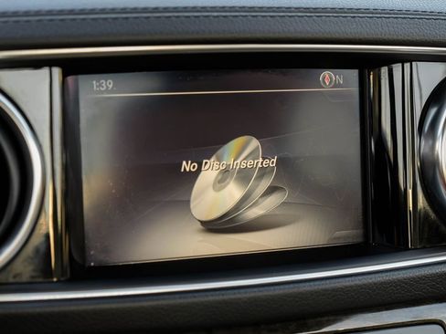 Used 2017 Mercedes-Benz SL 450 image 25