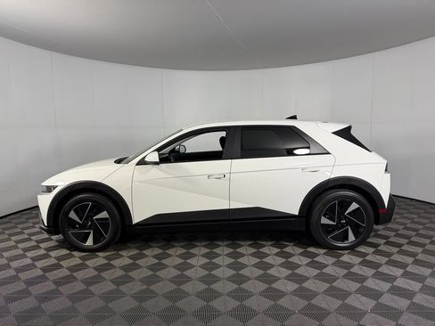 Used 2026 Hyundai Ioniq 5 SE RWD image 11