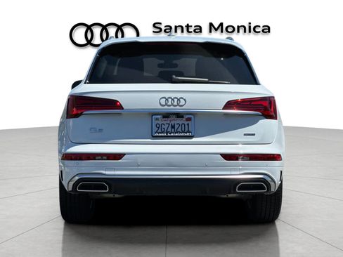 Used 2023 Audi Q5 2.0T Premium w/ Convenience Package image 7