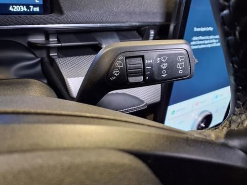 Used 2022 Ford Mustang Mach-E Select image 14