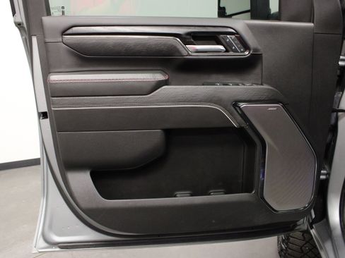 Used 2024 GMC Sierra 2500 AT4X AWD/4WD image 21