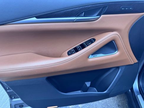 Used 2022 INFINITI QX60 Sensory image 16