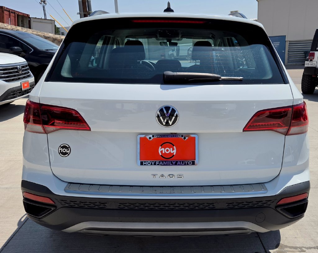 Certified 2023 Volkswagen Taos S FWD image 8