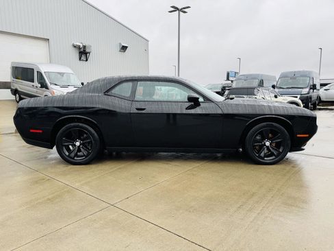 Certified 2016 Dodge Challenger SXT image 27