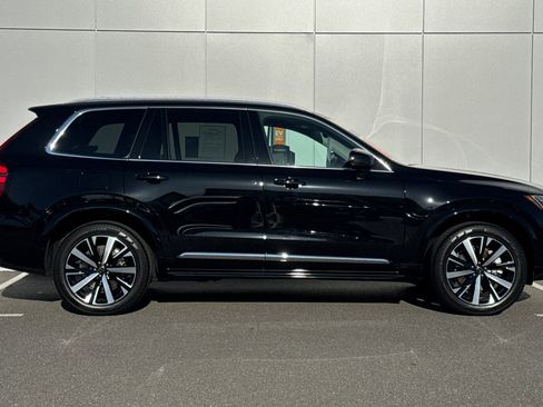Certified 2026 Volvo XC90 B6 Core AWD/4WD image 6