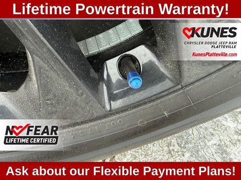 Used 2023 Jeep Wrangler Unlimited Sahara image 19