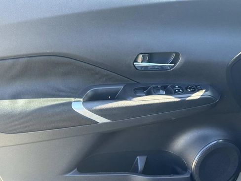 Used 2024 Nissan Kicks SV image 16