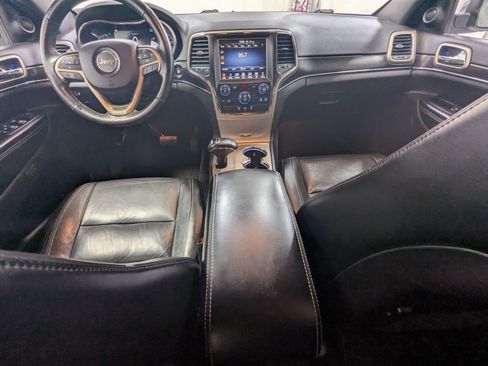 Used 2015 Jeep Grand Cherokee Limited w/ Trailer Tow Group IV AWD/4WD image 21