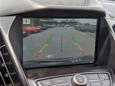 Used 2019 Ford Escape SE AWD/4WD image 28