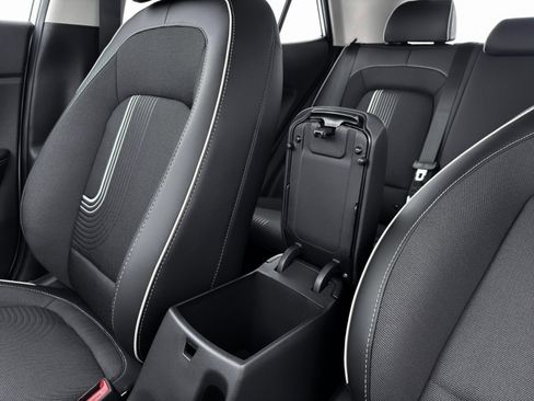 New 2026 Hyundai Venue SEL FWD image 21