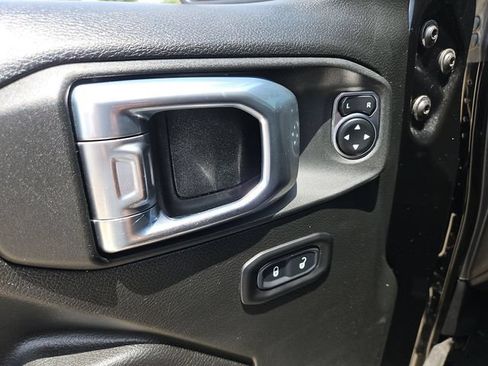 Used 2022 Jeep Gladiator Sport AWD/4WD image 21