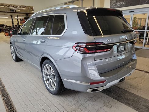 New 2026 BMW X7 xDrive40i image 5