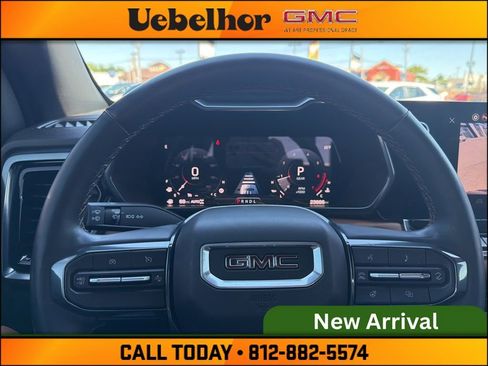 Used 2024 GMC Canyon AT4 w/ AT4 Premium Package AWD/4WD image 26