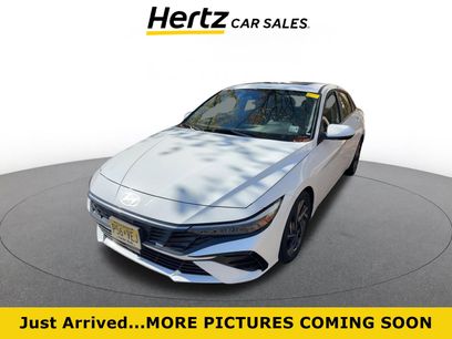 Used 2025 Hyundai Elantra SEL