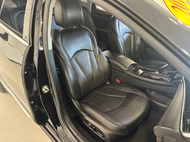Certified 2019 Buick LaCrosse Essence FWD image 29