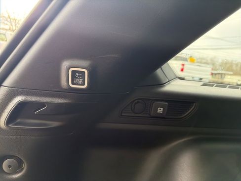 Certified 2025 Jeep Grand Cherokee Altitude image 19