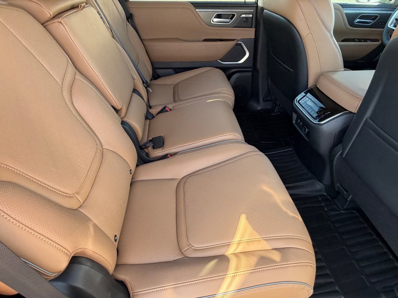 New 2027 INFINITI QX80 Luxe RWD image 13