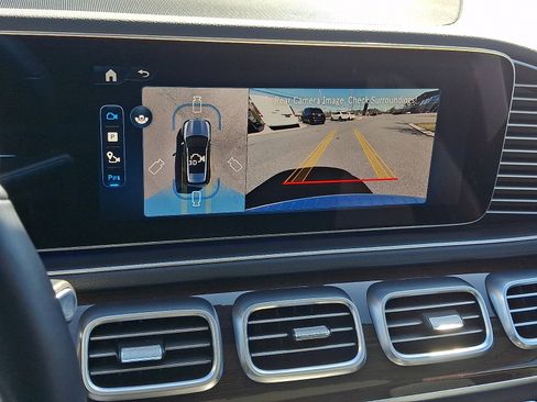 Certified 2025 Mercedes-Benz GLE 450 4MATIC image 20